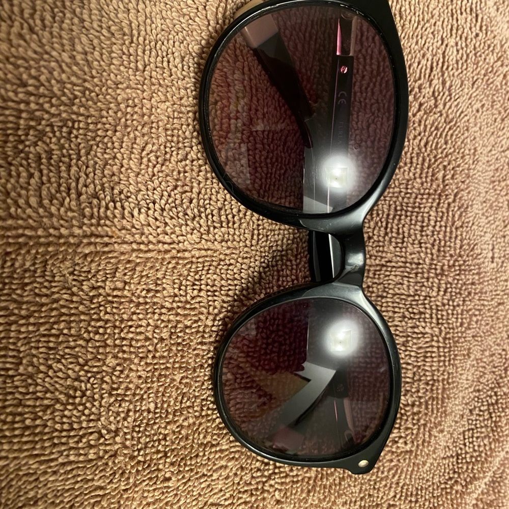 Stylish Black Sunglasses